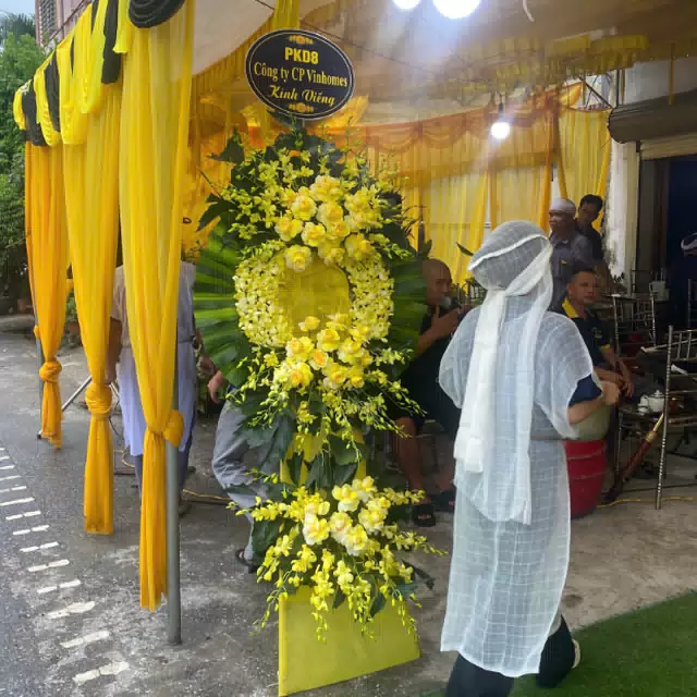 Hình ảnh hoa giao hàng thực tế