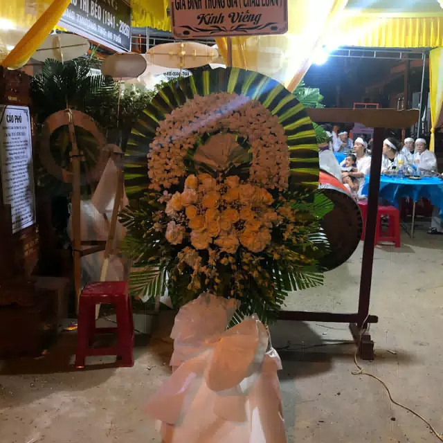 Hình ảnh hoa giao hàng thực tế