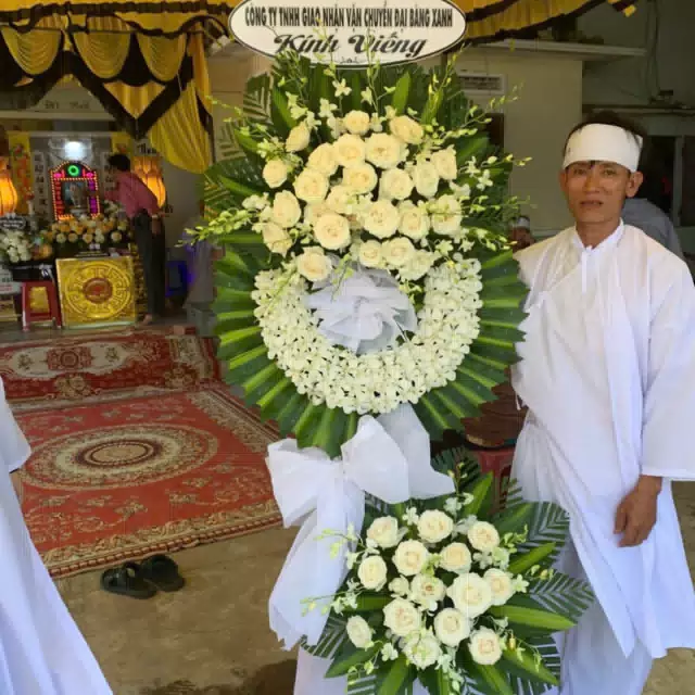 Hình ảnh hoa giao hàng thực tế