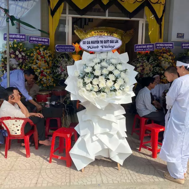 Hình ảnh hoa giao hàng thực tế