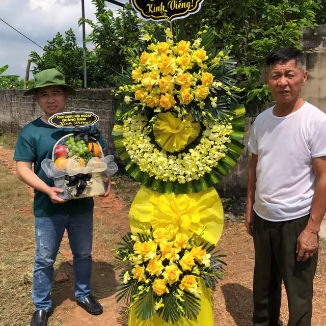 Hình ảnh hoa giao hàng thực tế