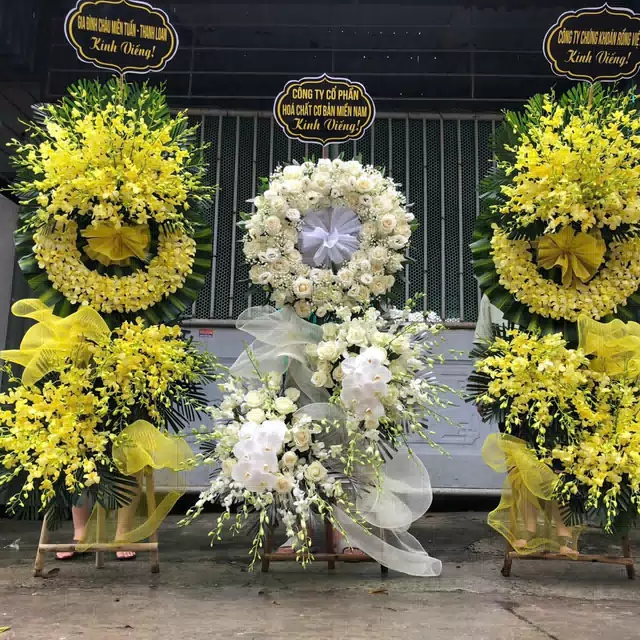 Hình ảnh hoa giao hàng thực tế