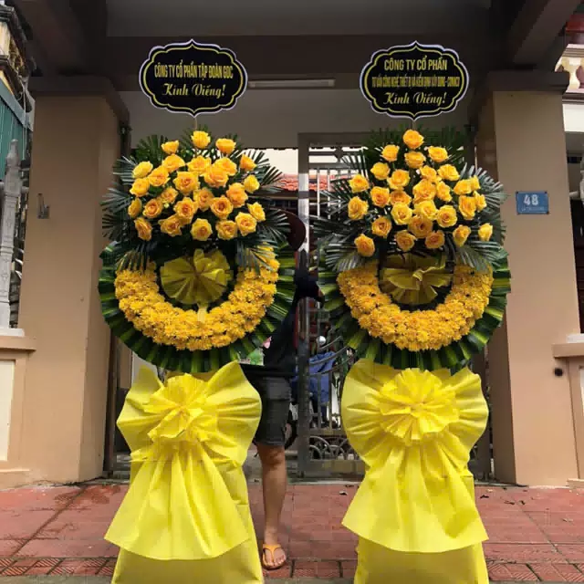 Hình ảnh hoa giao hàng thực tế