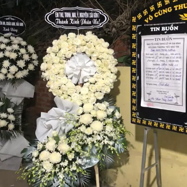 Hình ảnh hoa giao hàng thực tế