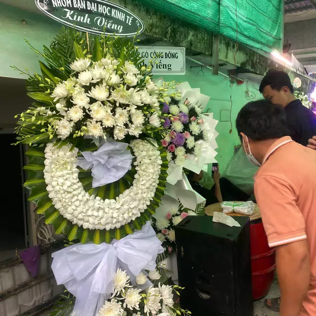 Hình ảnh hoa giao hàng thực tế