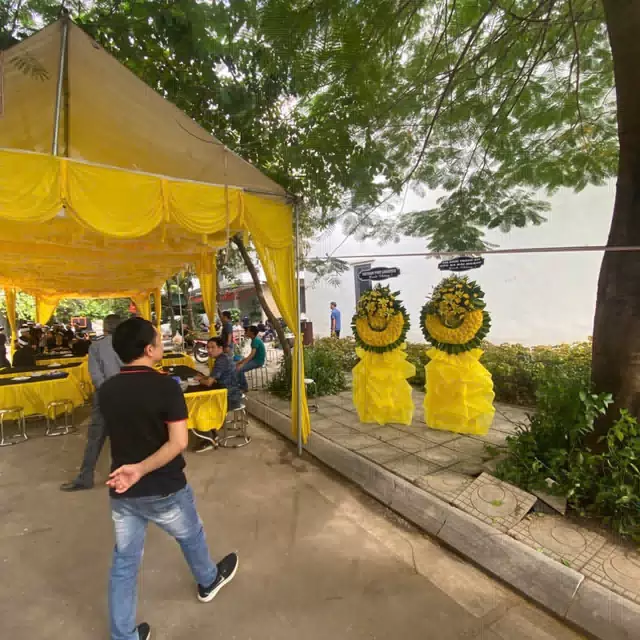 Hình ảnh hoa giao hàng thực tế