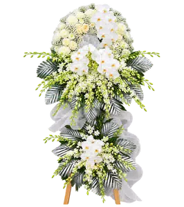 Kệ Hoa Chia Buồn Trắng Xanh Kết Hoa Tinh Gọn