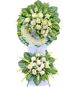 Kệ Hoa Chia Buồn Trắng Xanh Thiết Kế Cân Xứng