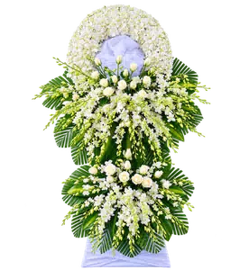 Kệ Hoa Chia Buồn Trắng Xanh Thiết Kế Thanh Nhã