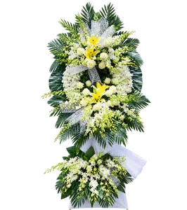 Kệ Hoa Tang Lễ Trắng Xanh Bố Cục Trang Trọng