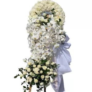 Kệ hoa viếng lan hồ điệp sang trọng