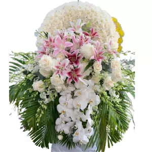 Kệ hoa viếng sang trọng thương tiếc